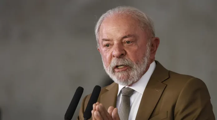 Governo Lula zera imposto e cria subsídio para diesel para conter alta do petróleo