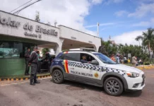 Moraes nega livre acesso de filhos de Bolsonaro à prisão domiciliar