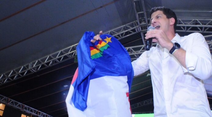 João Campos, pré-candidato ao governo de Pernambuco deixa a Prefeitura do Recife após cinco anos e três meses de gestão