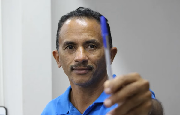 Manoel Gomes, o ‘Caneta Azul’, anuncia pré-candidatura a deputado federal