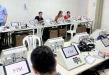 TRE-PE faz simulado do funcionamento das urnas eletrônicas