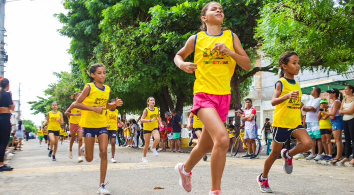 Juazeiro Sem Fome arrecada mais de meia tonelada de alimentos na Corrida Tirandentinhos