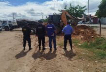 Operação identifica e retira construção irregular na Avenida da Redenção em Petrolina