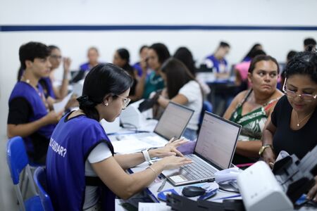 Chapéu de Palha paga benefício a trabalhadores da fruticultura no Sertão