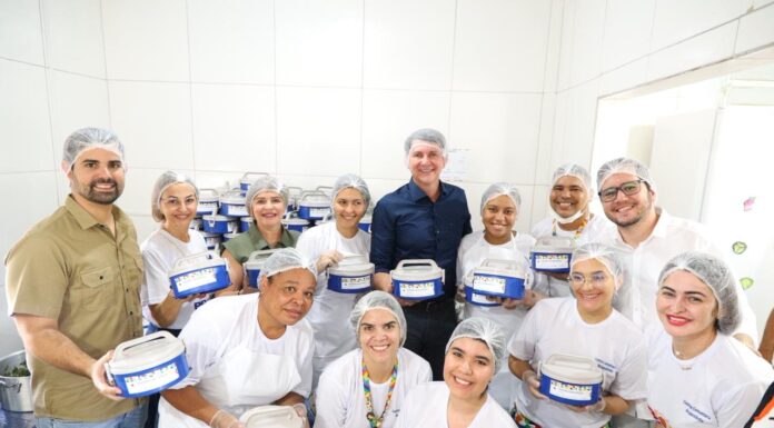 Simão Durando e Fernando Filho inauguram, em Izacolândia, 1ª Cozinha Comunitária de Petrolina com 200 refeições diárias