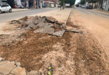 Comerciantes e moradores do bairro São Gonçalo vivem transtornos com pista danificada após obra da Compesa