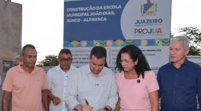 Prefeito de Juazeiro anuncia reconstrução da Escola Municipal João Dias Ferreira na comunidade de Junco-Alfavaca