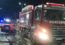 Bombeiros do 15º BBM debelam incêndio em oficina mecânica no Centro de Paulo Afonso