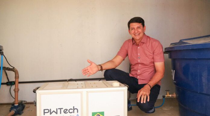 Prefeito Simão Durando inicia entrega de purificadores de água para escolas da zona rural de Petrolina