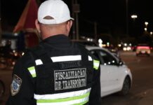 Operação de trânsito da AMMPLA realiza bloqueios estratégicos na PE-626 durante a 41ª Vaquejada de Petrolina