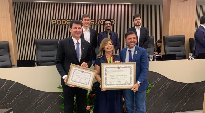 Alinne Durando recebe Título de Cidadã Petrolinense e Medalha Dom Malan em noite de homenagens na Câmara de Petrolina