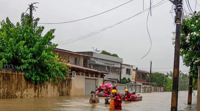 Fortes chuvas que atingiram o estado de Pernambuco deixaram seis pessoas mortas