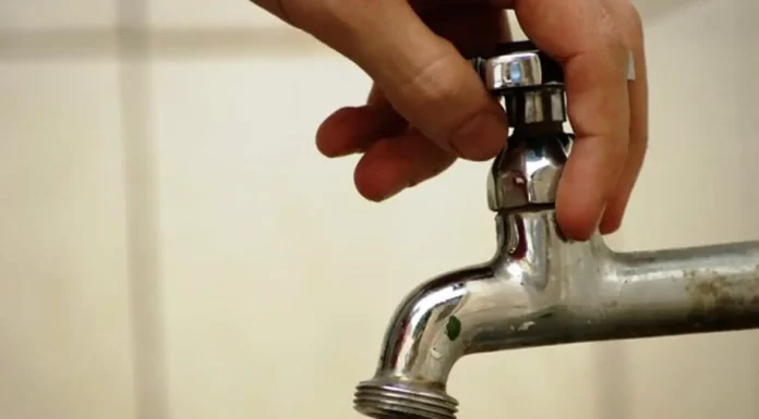 Reparo da Compesa na zona rural de Petrolina interrompe serviço de água no município de Dormentes
