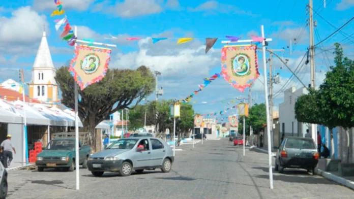 sao-joao-em-cidade-baiana-e-cancelado-neste-ano-3287716-article