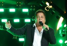 Leonardo relembra grandes sucessos e emociona público no São João de Petrolina