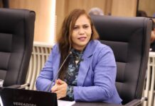 Vereadora Cláudia Ferreira cita obra na Zona Leste, é rebatida por Wenderson Batista e cobra protagonismo em defesa de indicação