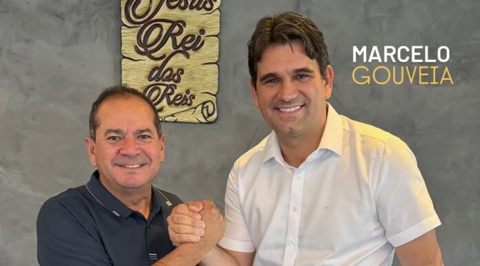 O pré-candidato a deputado federal, Marcelo Gouveia recebe apoio do vereador Ronaldo Silva