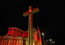 Junho Vermelho: monumentos de Petrolina ganham iluminação especial para incentivar a doação de sangue