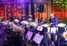 Concerto Junino emociona público com clássicos do forró das antigas na Concha Acústica de Petrolina