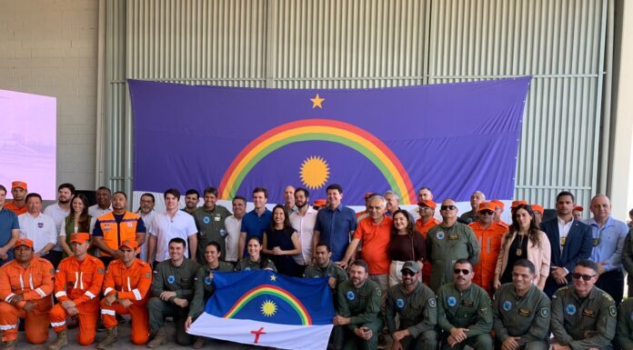 Petrolina ganha novo hangar do Centro Integrado de Operações Aéreas; governadora Raquel Lyra e o secretário de Defesa Social, Alessandro Carvalho, fazem a entrega