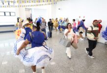 Petrolina recebe turistas com muito forró e tradição no Aeroporto Senador Nilo Coelho
