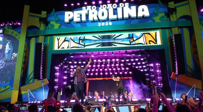 Thiaguinho faz estreia e celebridades invadem o pátio de eventos Ana das Carrancas no sétimo dia do São João de Petrolina