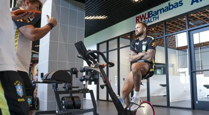Copa do Mundo: exames de Neymar apontam ‘boa evolução’, afirma CBF