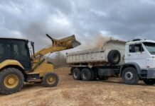 Serviços de patrolamento e cascalhamento da Prefeitura de Lagoa Grande avançam e melhoram acessos na zona rural