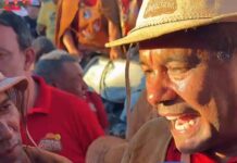 Jerônimo Rodrigues participa da cavalgada e entrega chave da cidade aos vaqueiros na 73ª Festa dos Vaqueiros de Curaçá