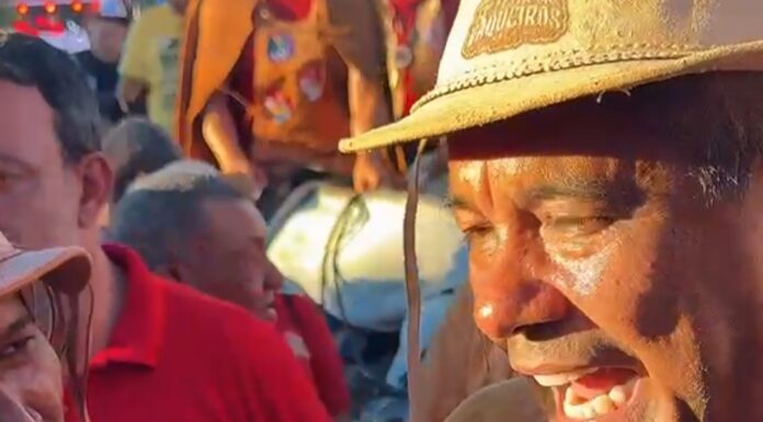 Jerônimo Rodrigues participa da cavalgada e entrega chave da cidade aos vaqueiros na 73ª Festa dos Vaqueiros de Curaçá