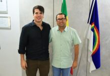 Antonio Coelho fortalece base política em Santa Maria da Boa Vista com apoio do vice-prefeito Anselmo Gomes