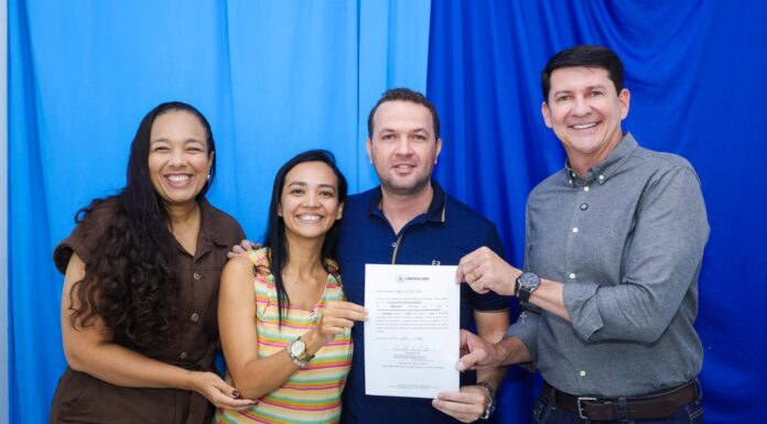 Simão Durando acompanha posse dos novos servidores da Educação aprovados no maior concurso da história de Petrolina
