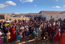 Famílias ocupam imóveis do Residencial Nova Vida III em protesto por acesso à moradia em Petrolina