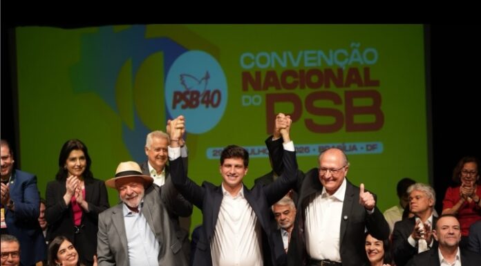 PSB oficializa Alckmin como vice de Lula em chapa à reeleição