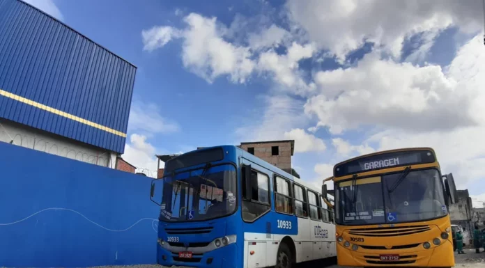 Polícia Civil da Bahia alcança 81 envolvidos com roubos em coletivos e recupera 375 celulares