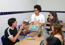 Oficinas fortalecem práticas de educação inclusiva durante Semana da Pessoa com Deficiência em Petrolina