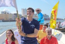 TRE-PE aponta propaganda irregular em barqueata de João Campos