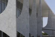 Governo abre processo de reciprocidade contra tarifas dos EUA