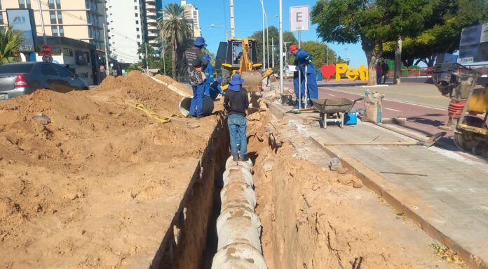Obra de drenagem na orla de Petrolina tem conclusão prevista para esta semana e prevê melhorias no trânsito