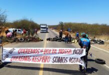 Protesto contra falta d’água interdita trecho da BR-407, em Petrolina