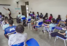 Pisa: Brasil reduz diferença para países ricos no desempenho escolar